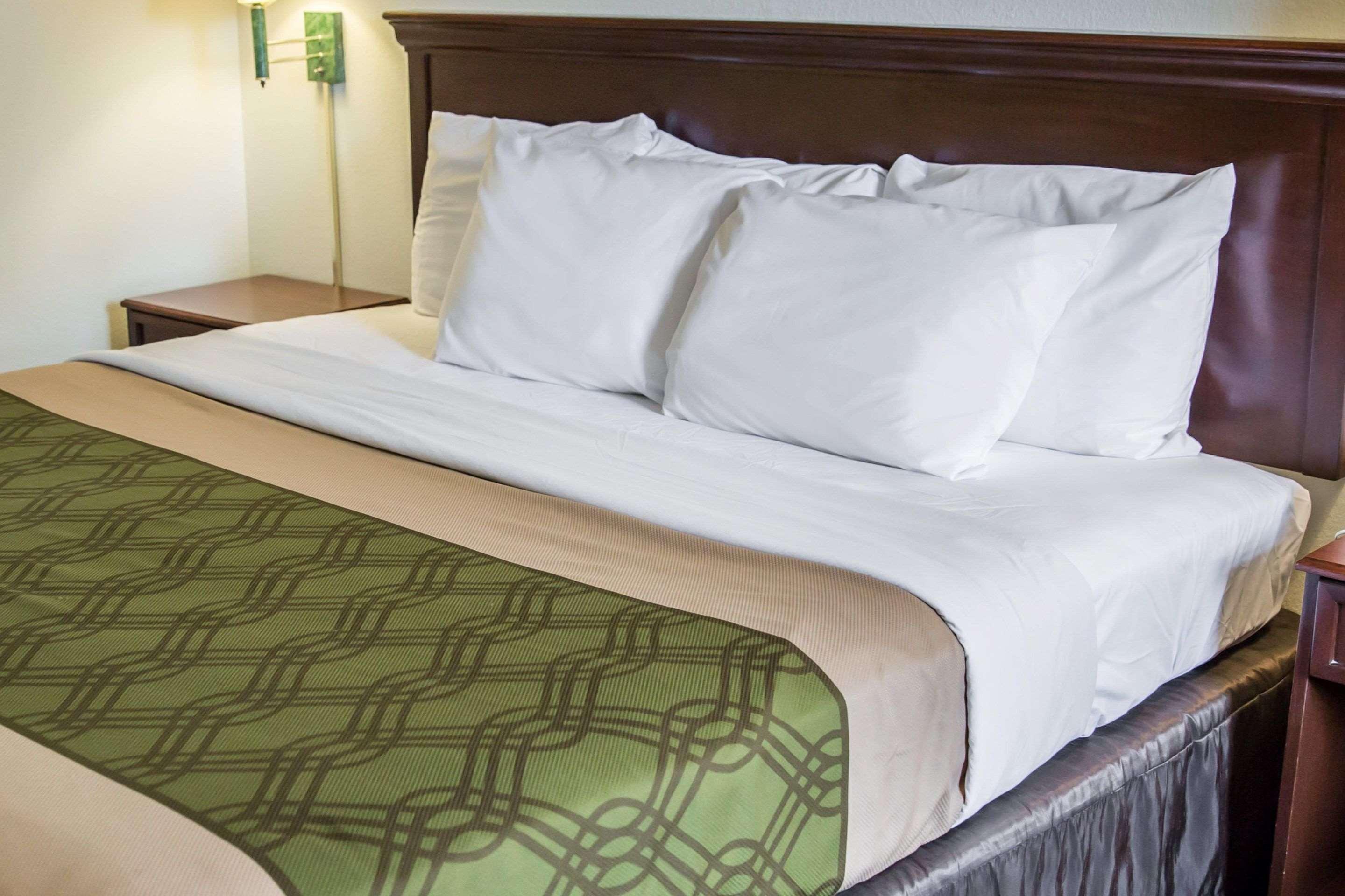 Econo Lodge Crystal Coast Морхед-Сити Экстерьер фото