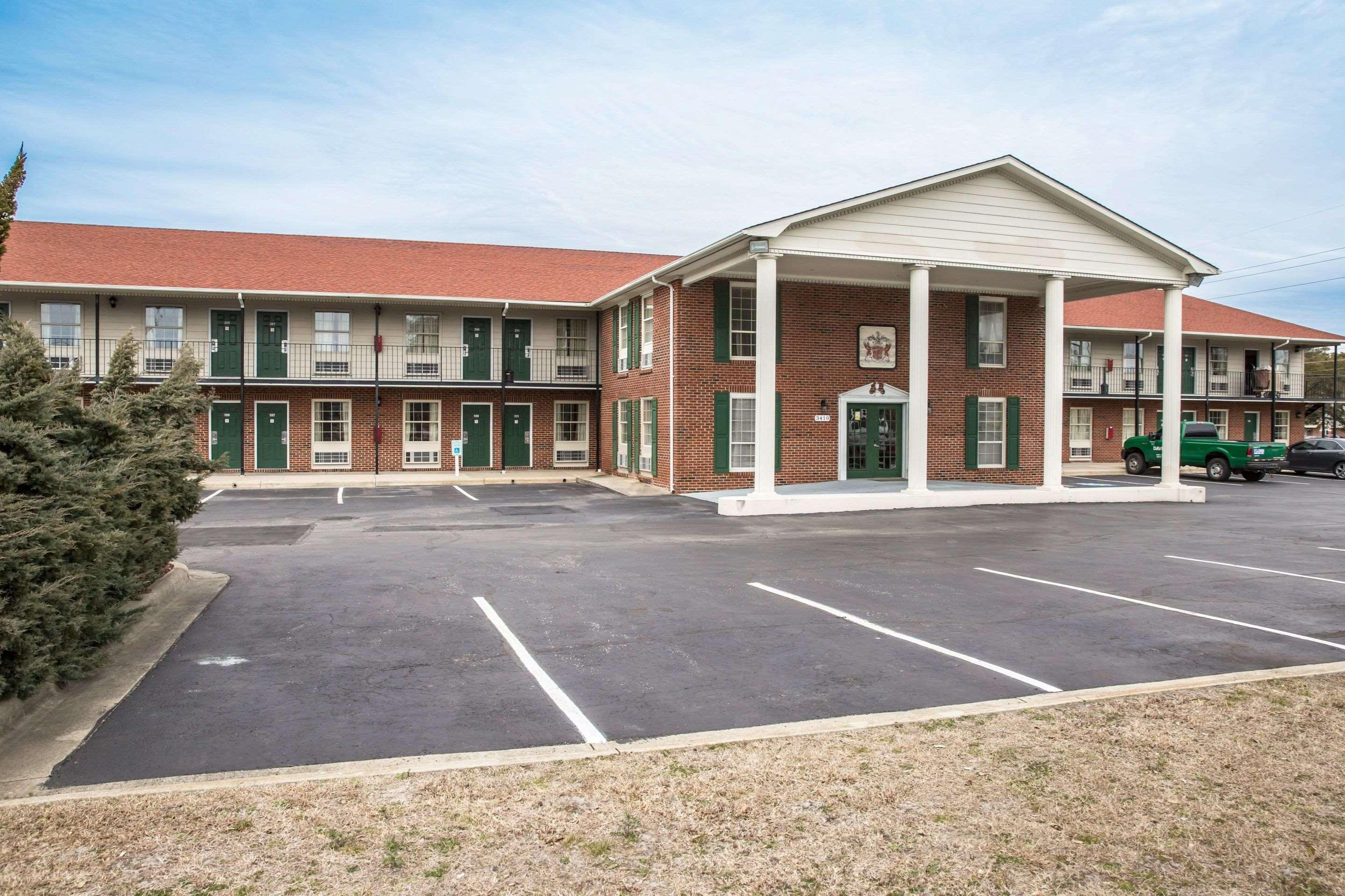 Econo Lodge Crystal Coast Морхед-Сити Экстерьер фото