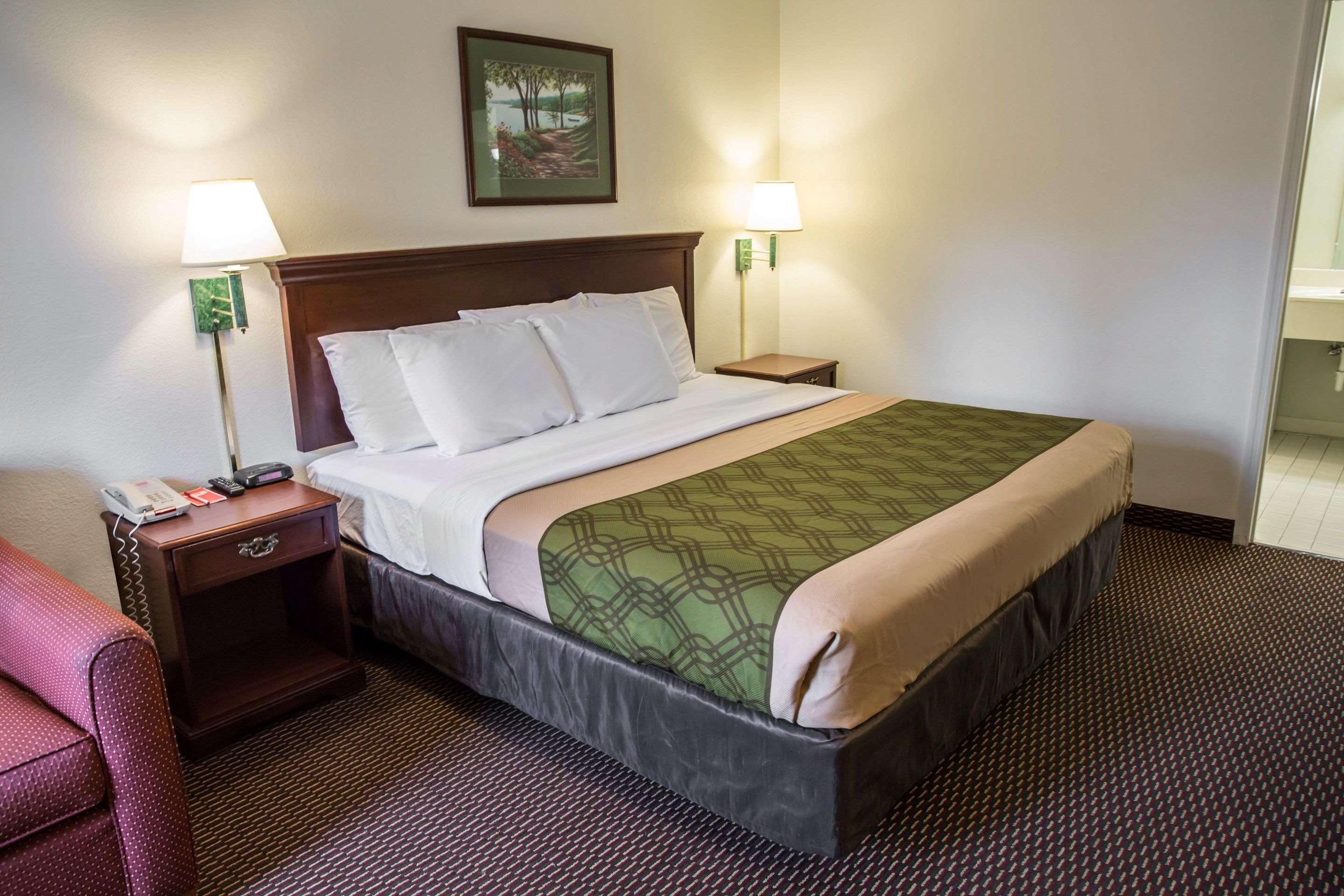 Econo Lodge Crystal Coast Морхед-Сити Экстерьер фото